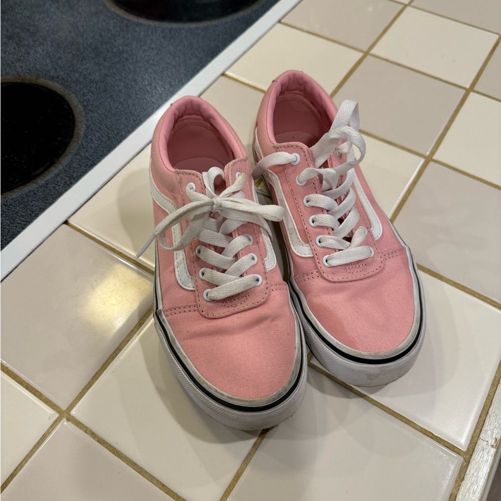 Pink kids Vans